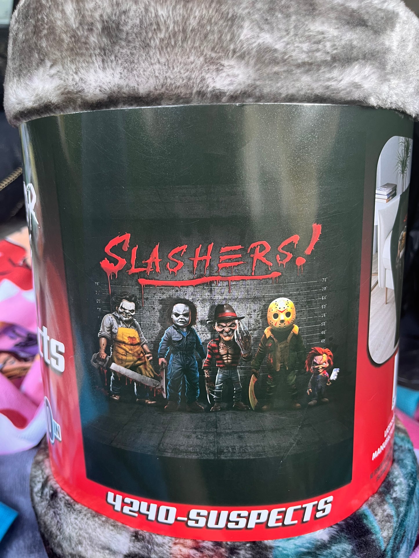 Slasher suspects Blanket